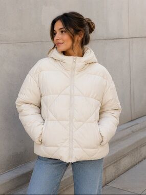 ASOS Design Ivory Cream Oversized Puffer Jacket US 8 Winter Coat